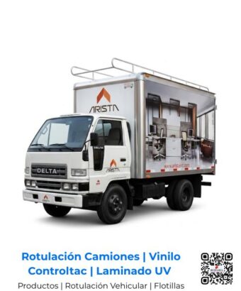 Rotulación de flotillas y forrado total de camión con vinilo premium de alta adherencia y laminado ultravioleta; publicidad de gran formato móvil para transporte de carga pesada por Romarsa en San José, Costa Rica y Centroamérica.